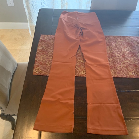 Lululemon Align High-Rise Mini-Flared Pant Extra Short 28” Sable size 4  NWT,HTF - Picture 5 of 6